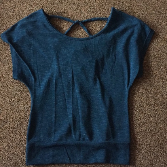 Blue shirt - Picture 1 of 2